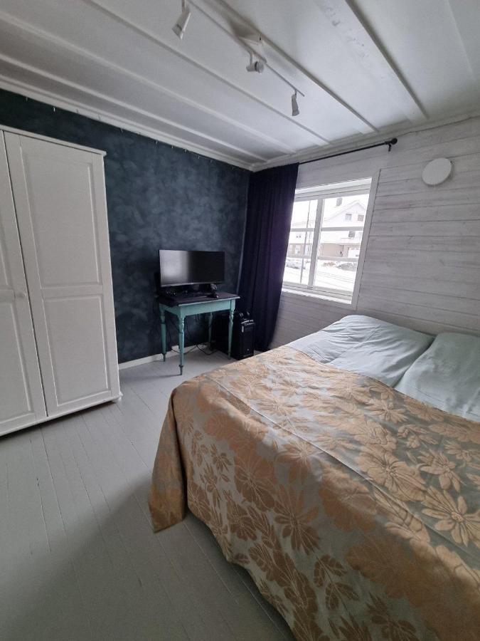 Koselig Leilighet Midt I Sentrum Apartment Skjervoy ภายนอก รูปภาพ